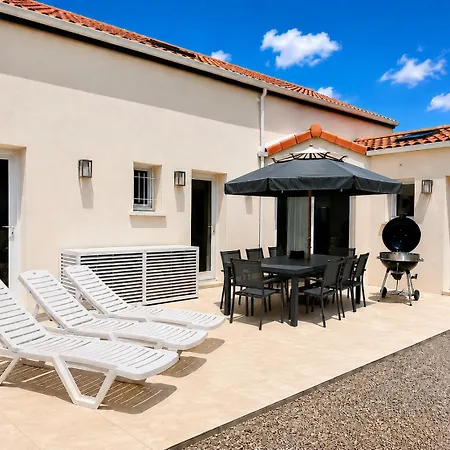 Maison 14 Pers A 2 Min & Centre-ville Holiday home La Bernerie-en-Retz