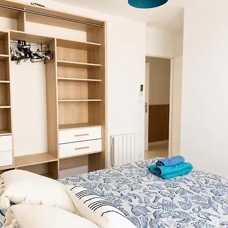 Maison 14 Pers A 2 Min & Centre-ville *