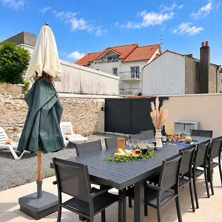 Maison 14 Pers A 2 Min & Centre-ville