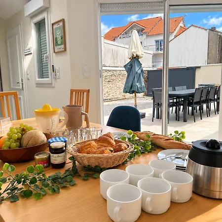 Сasa de vacaciones Maison 14 Pers A 2 Min & Centre-ville La Bernerie-en-Retz